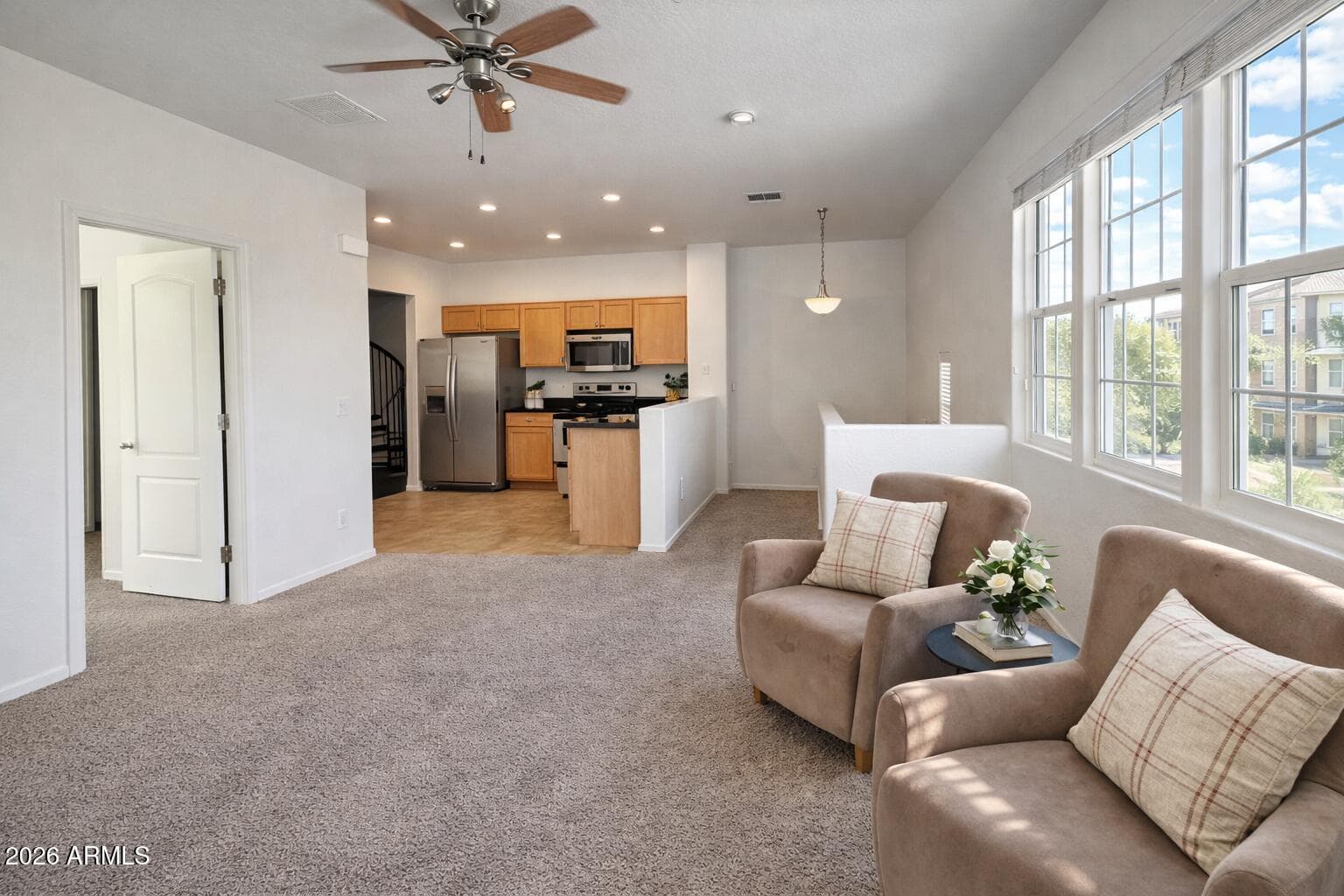 2264 E HUNTINGTON Drive, Phoenix, AZ 85040 — photo 5 of 33
