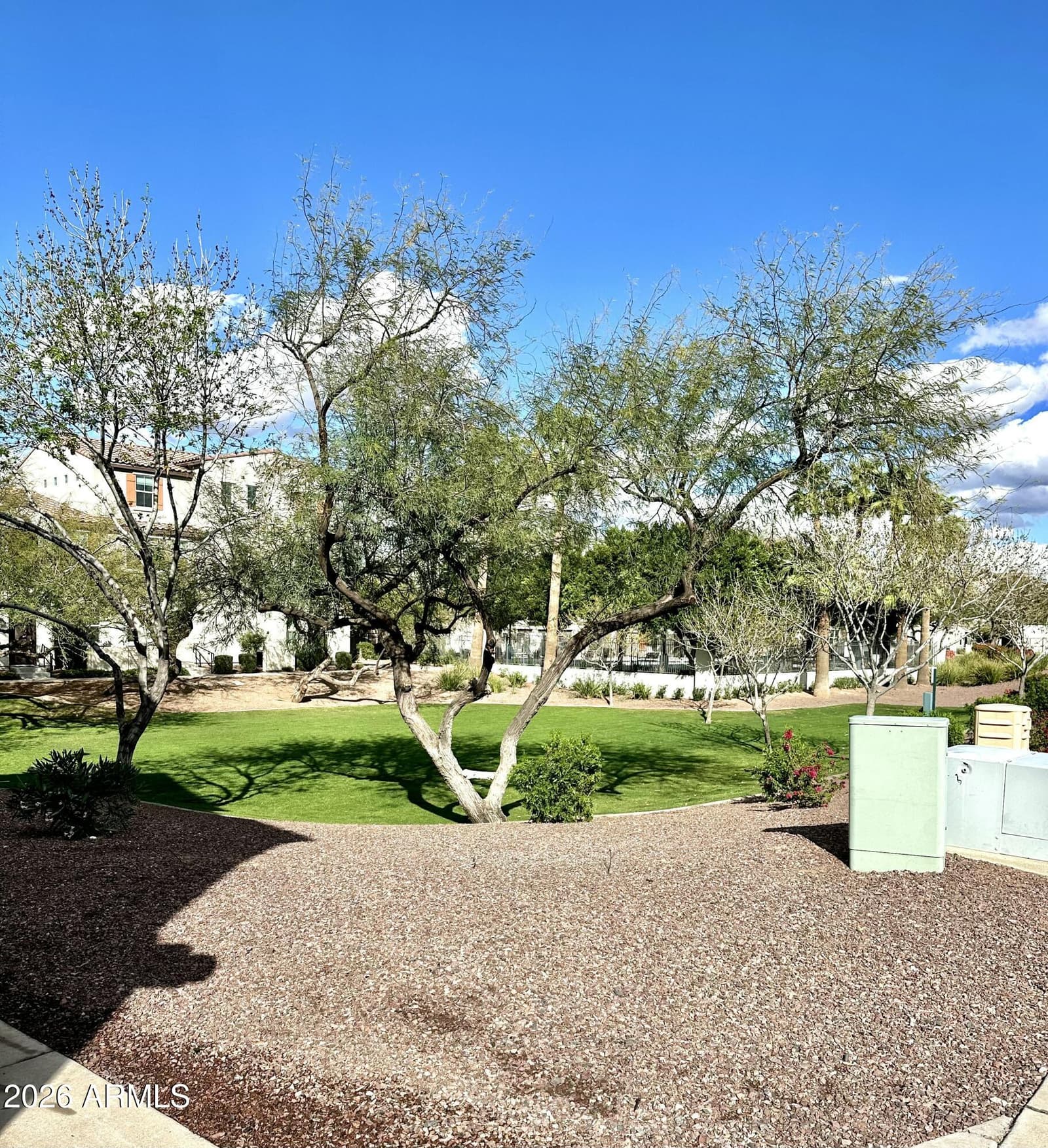 2264 E HUNTINGTON Drive, Phoenix, AZ 85040 — photo 24 of 33