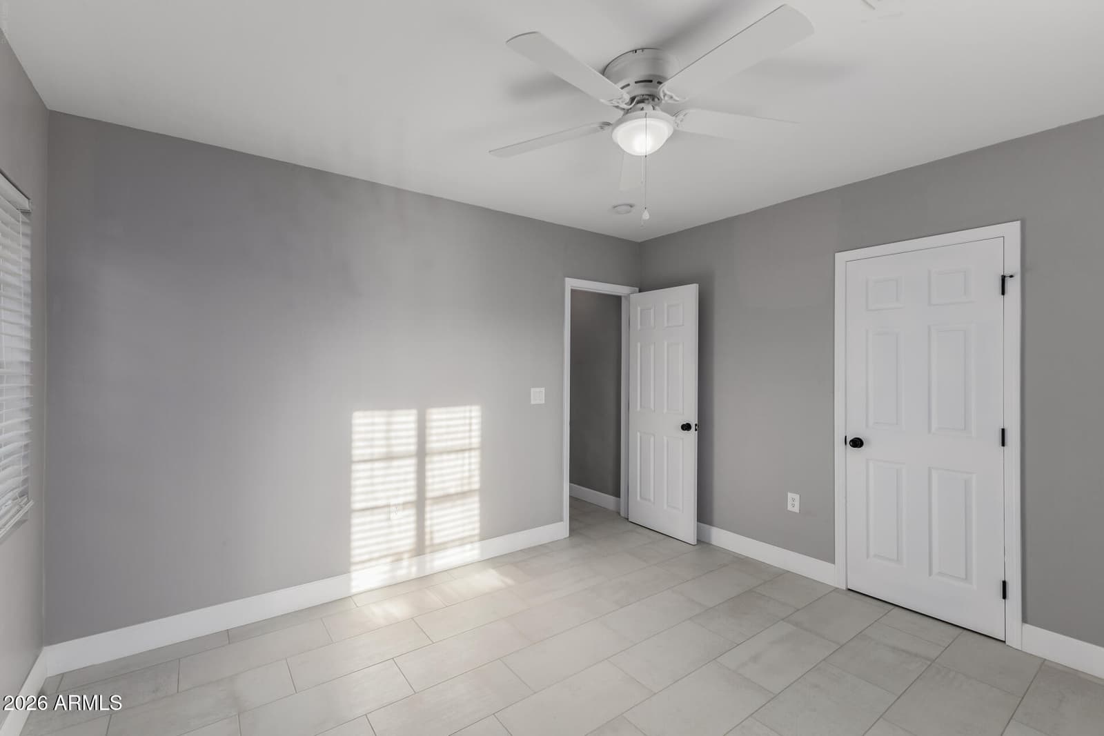 2001 N LAUREL Avenue, Phoenix, AZ 85007 — photo 20 of 48