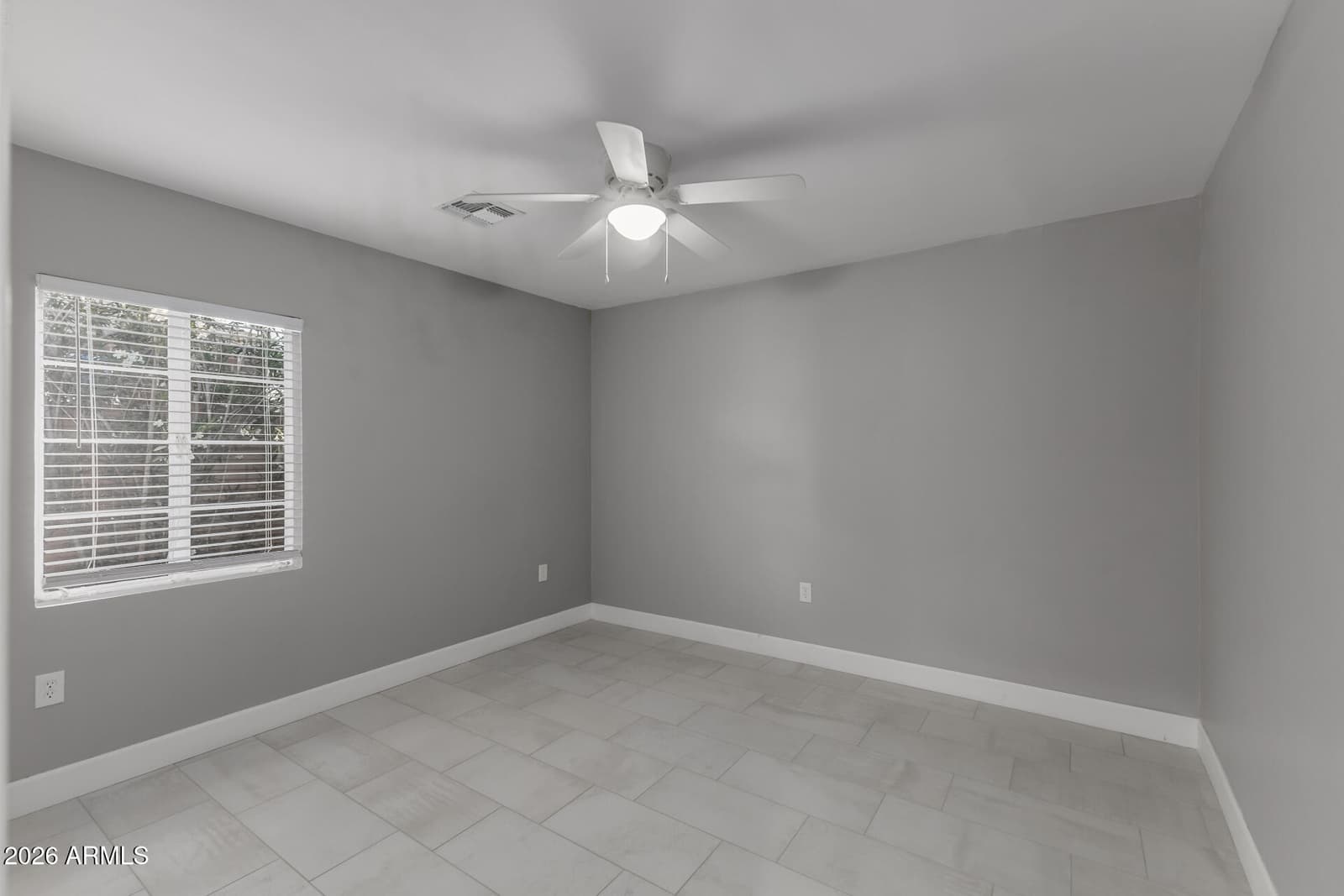 2001 N LAUREL Avenue, Phoenix, AZ 85007 — photo 21 of 48