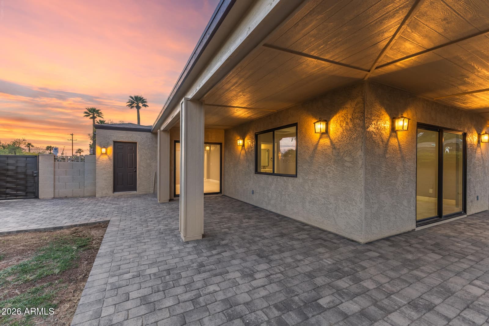 2001 N LAUREL Avenue, Phoenix, AZ 85007 — photo 24 of 48