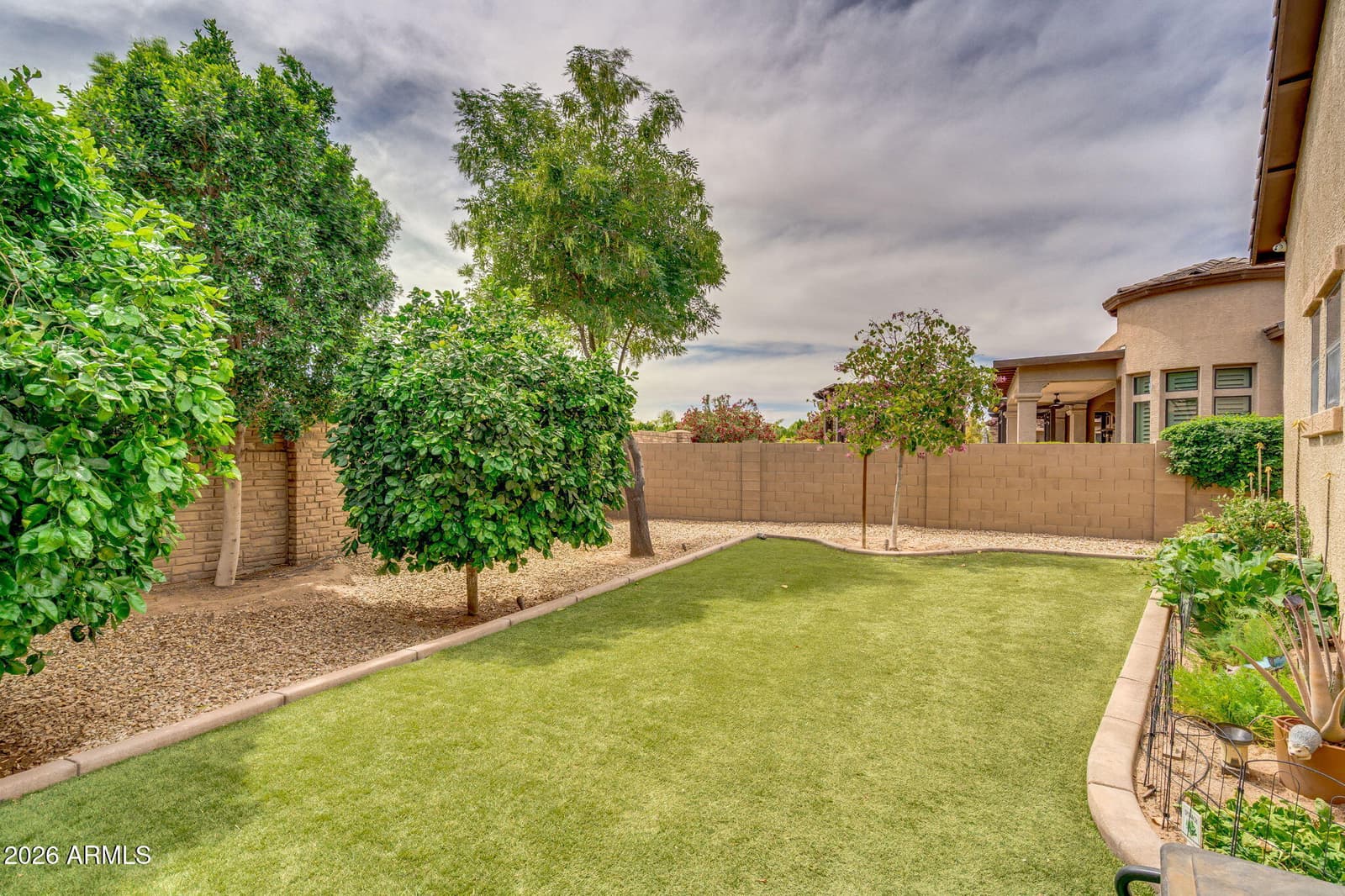 2471 E ROBIN Court, Gilbert, AZ 85296 — photo 39 of 47