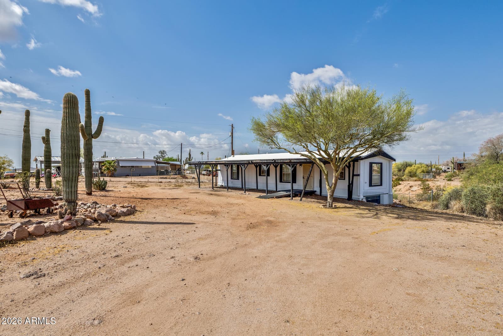 251 N STARR Road, Apache Junction, AZ 85119 — photo 3 of 28