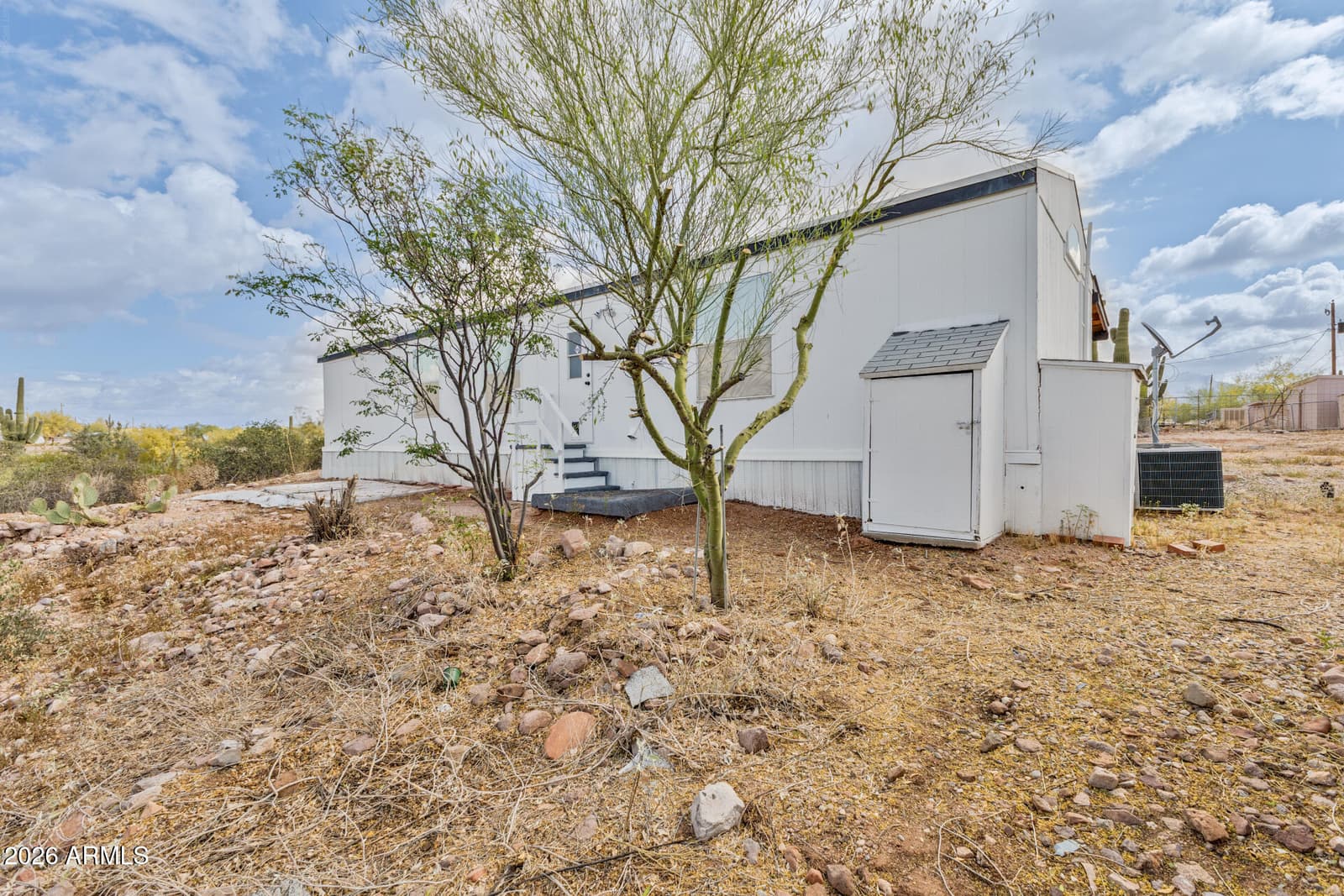 251 N STARR Road, Apache Junction, AZ 85119 — photo 26 of 28