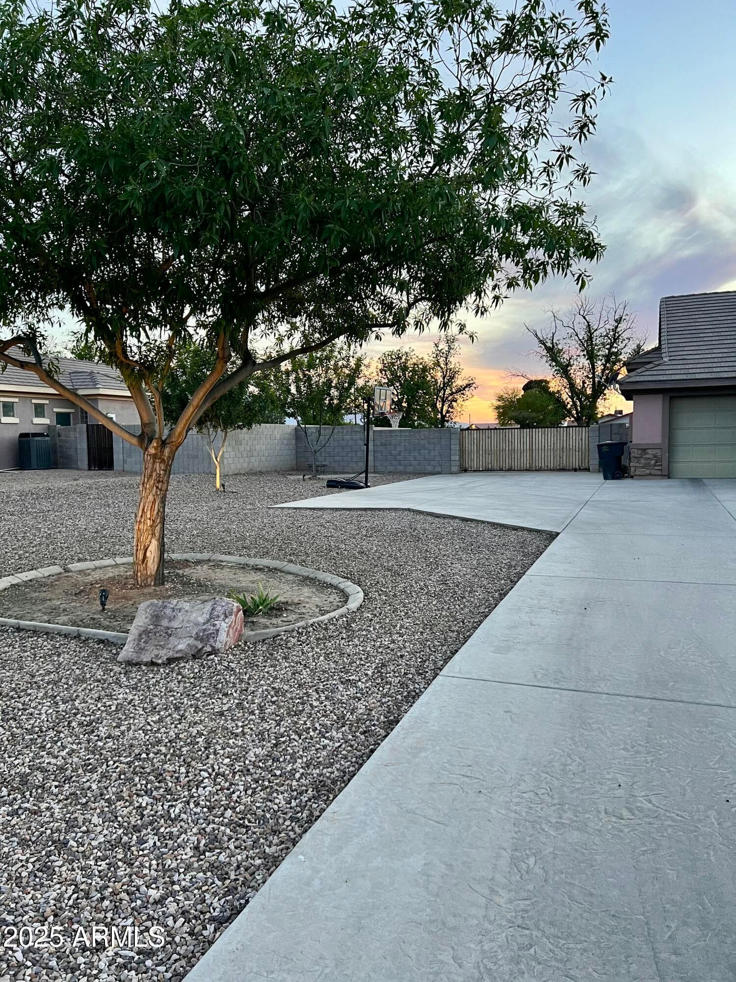 2370 N 52ND Avenue, Central, AZ 85531 — photo 2 of 46
