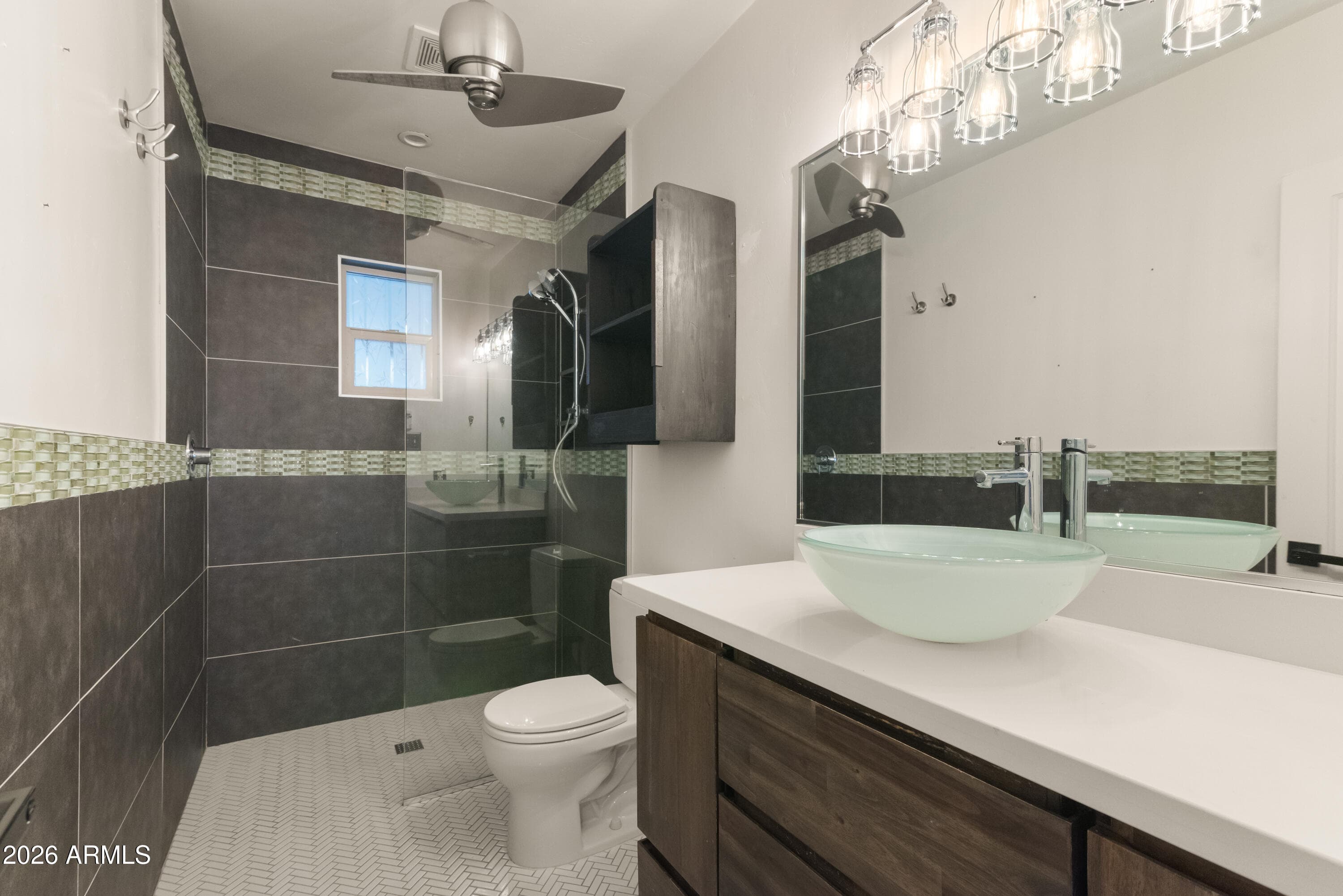 526 W WINDSOR Avenue, Phoenix, AZ 85003 — photo 25 of 73