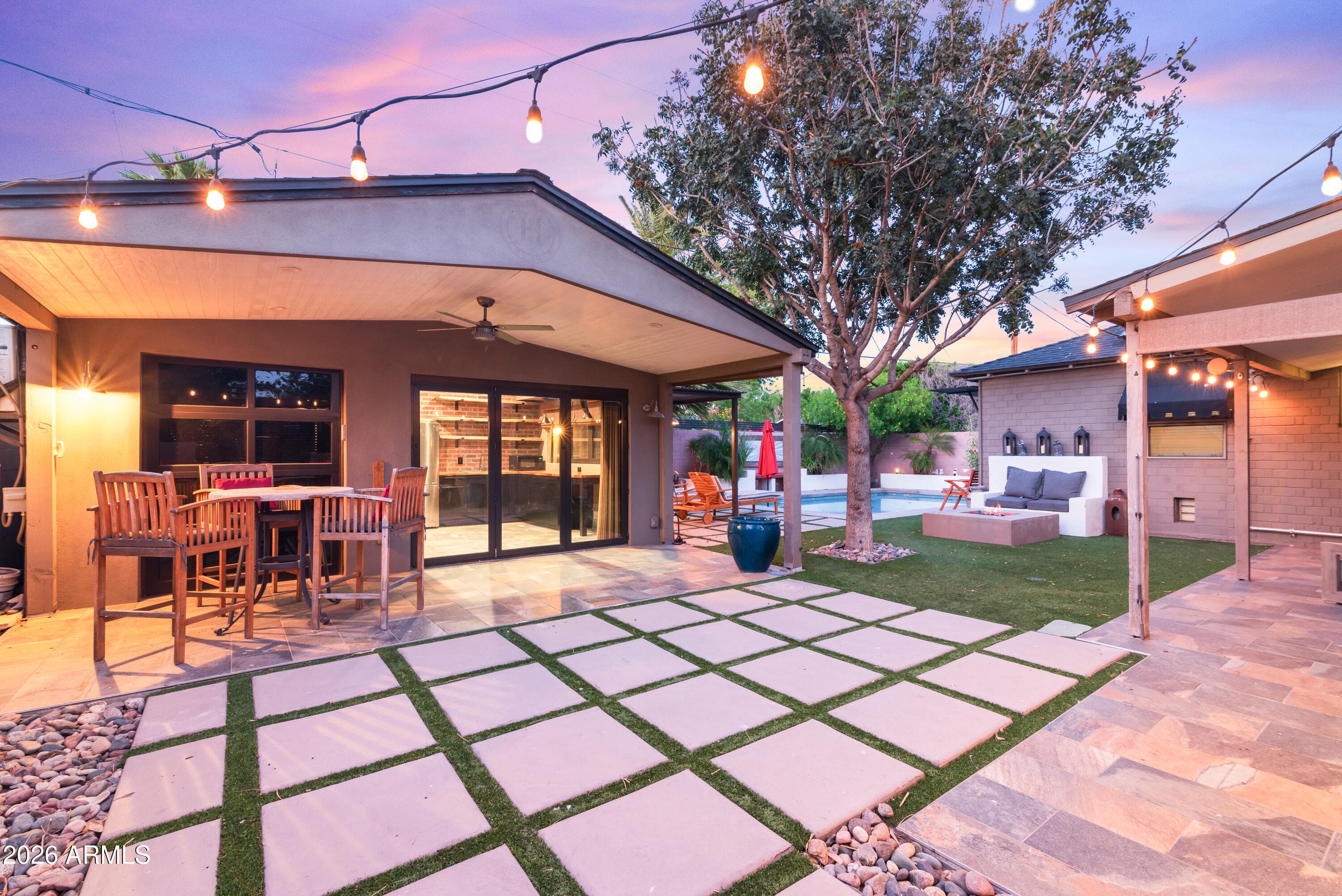 526 W WINDSOR Avenue, Phoenix, AZ 85003 — photo 55 of 73