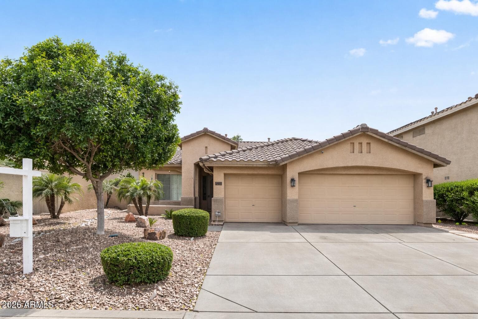 5409 W HARTFORD Avenue, Glendale, AZ 85308 — photo 1 of 44