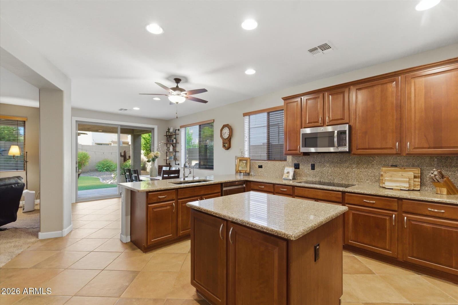 2316 W EAGLE FEATHER Road, Phoenix, AZ 85085 — photo 14 of 39