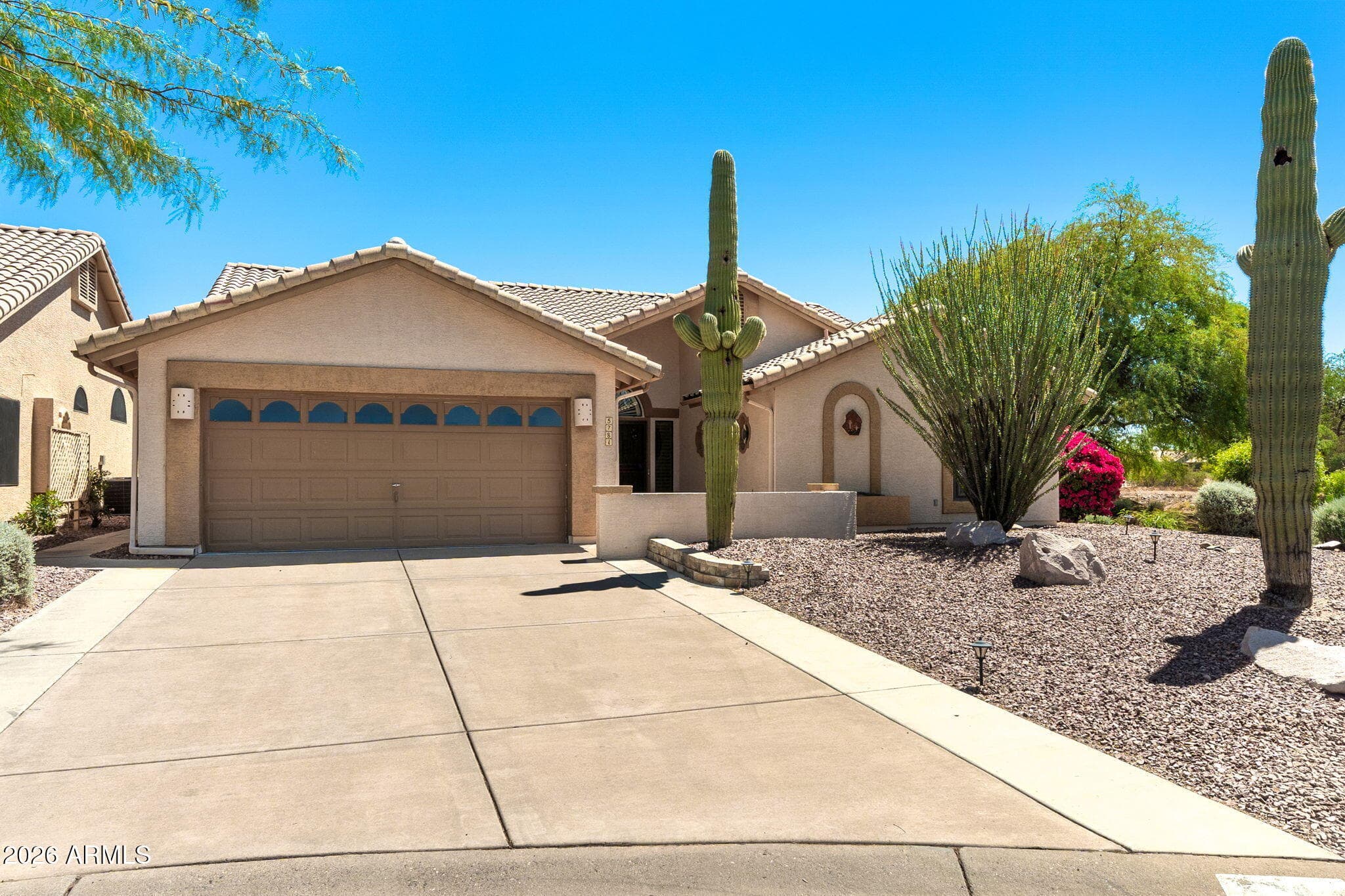 5781 S PALO BLANCO Drive, Gold Canyon, AZ 85118 — photo 7 of 48