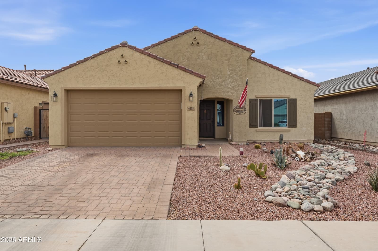 6385 W PLEASANT OAK Court, Florence, AZ 85132 — photo 2 of 21