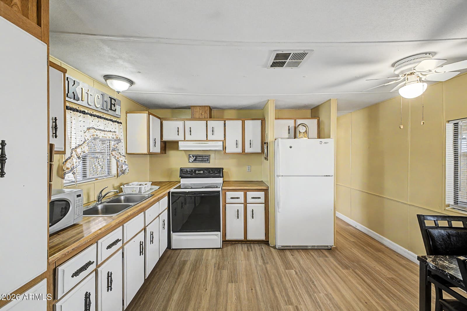 535 S ALMA SCHOOL Road 40, Mesa, AZ 85210 — photo 13 of 33