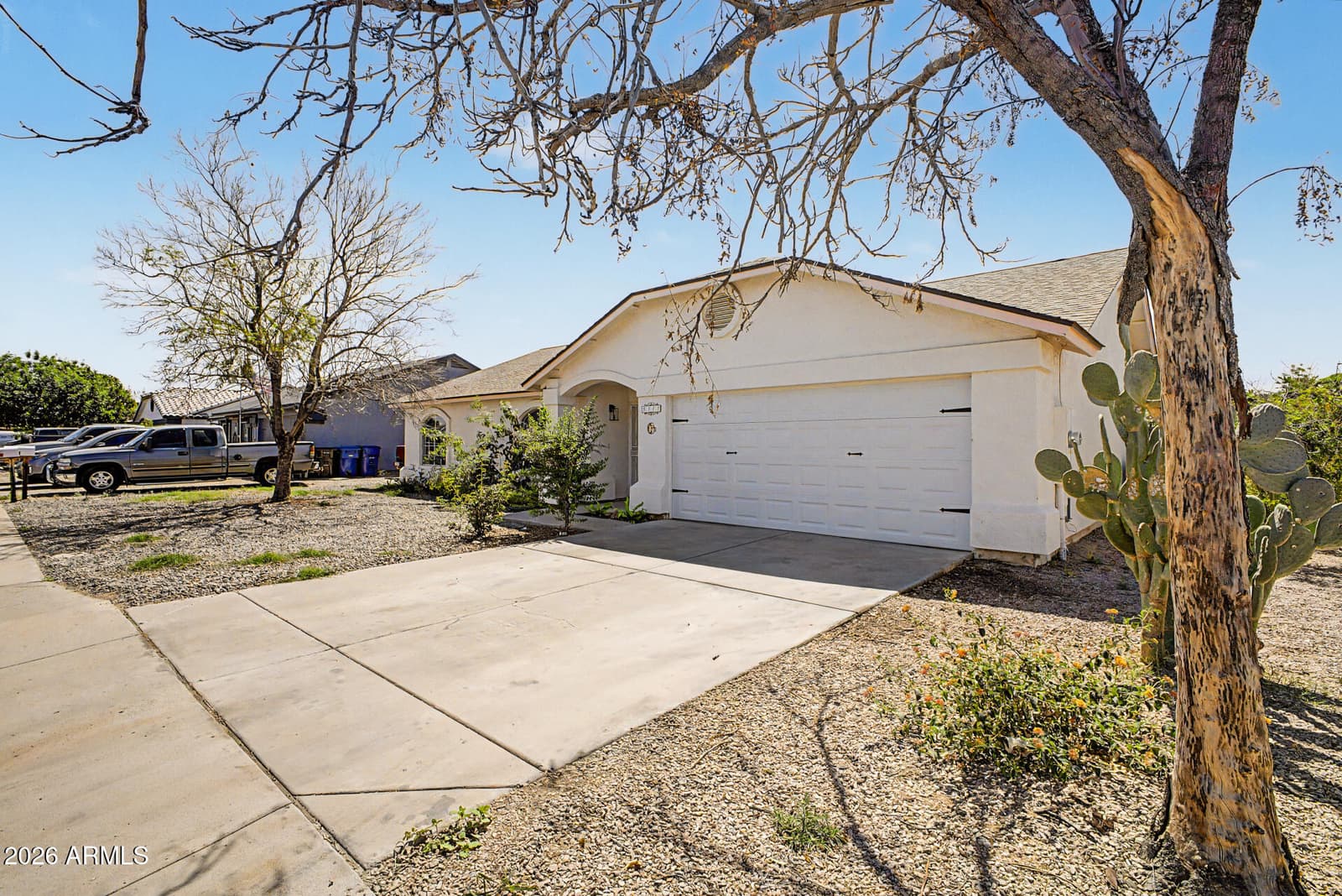 8111 E DES MOINES Street E, Mesa, AZ 85207 — photo 3 of 28