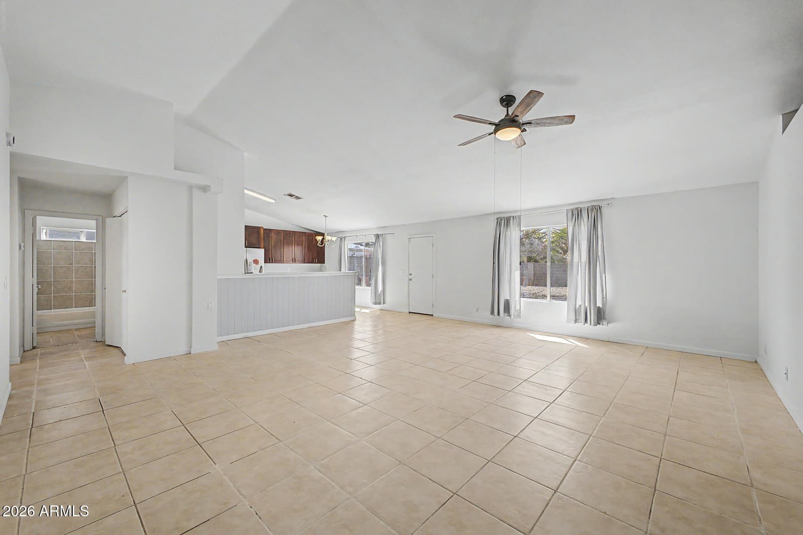 8111 E DES MOINES Street E, Mesa, AZ 85207 — photo 8 of 28