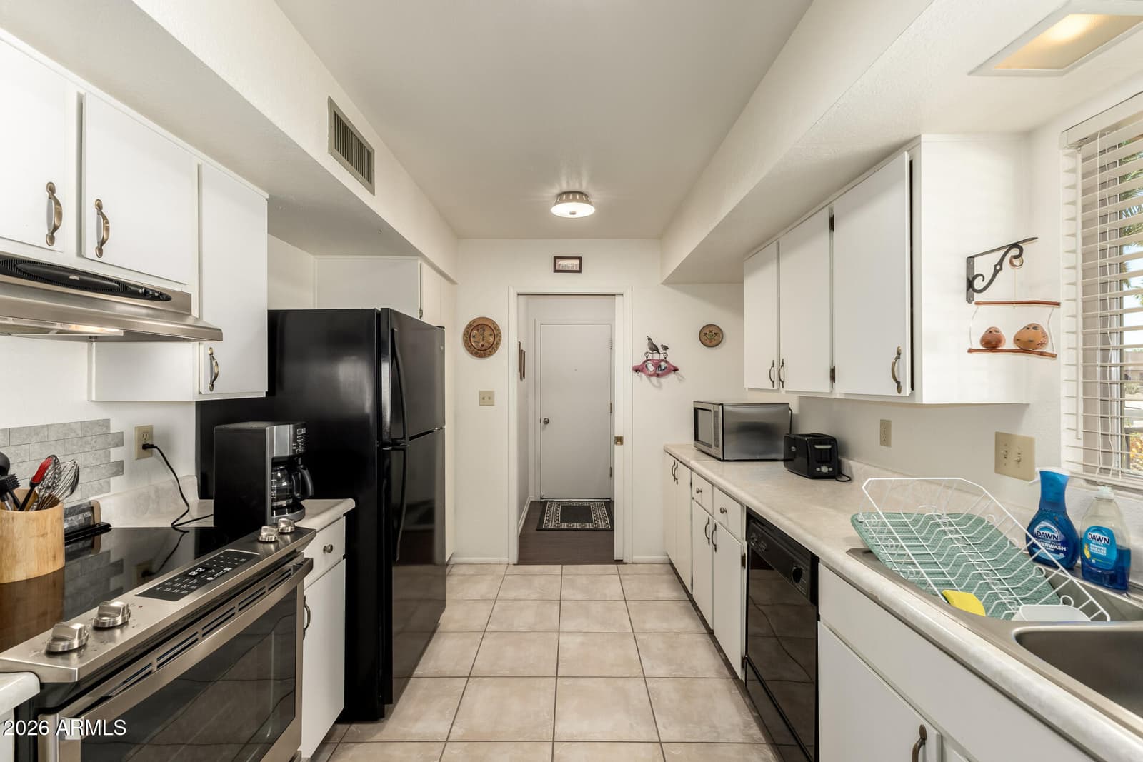 9474 E SUN LAKES Boulevard N, Sun Lakes, AZ 85248 — photo 14 of 86