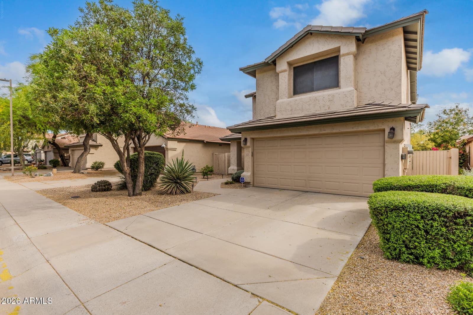 4631 E LONE CACTUS Drive, Phoenix, AZ 85050 — photo 31 of 41