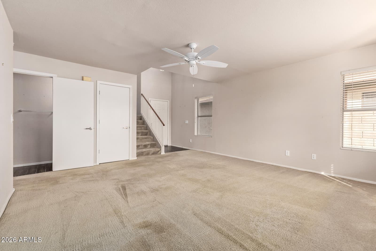 4631 E LONE CACTUS Drive, Phoenix, AZ 85050 — photo 11 of 41