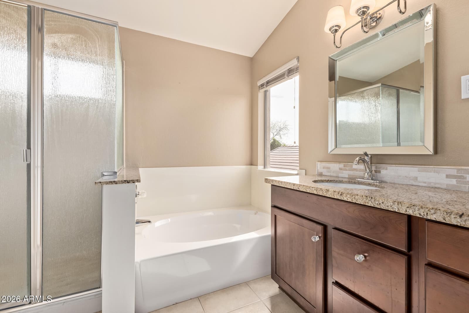 4631 E LONE CACTUS Drive, Phoenix, AZ 85050 — photo 19 of 41