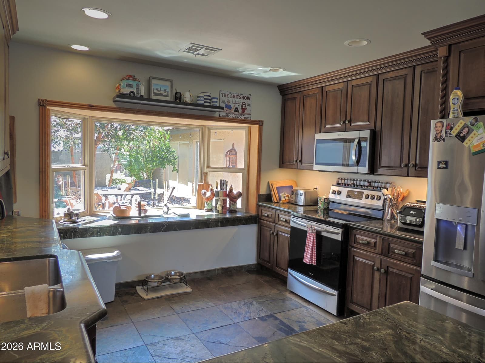 5604 S ROCKY POINT Road, Tempe, AZ 85283 — photo 8 of 30