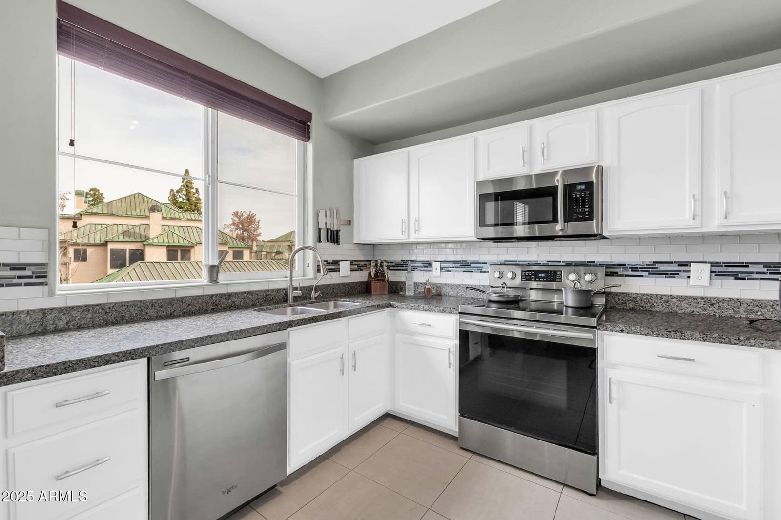 706 E WASHINGTON Street 204, Phoenix, AZ 85034 — photo 13 of 31