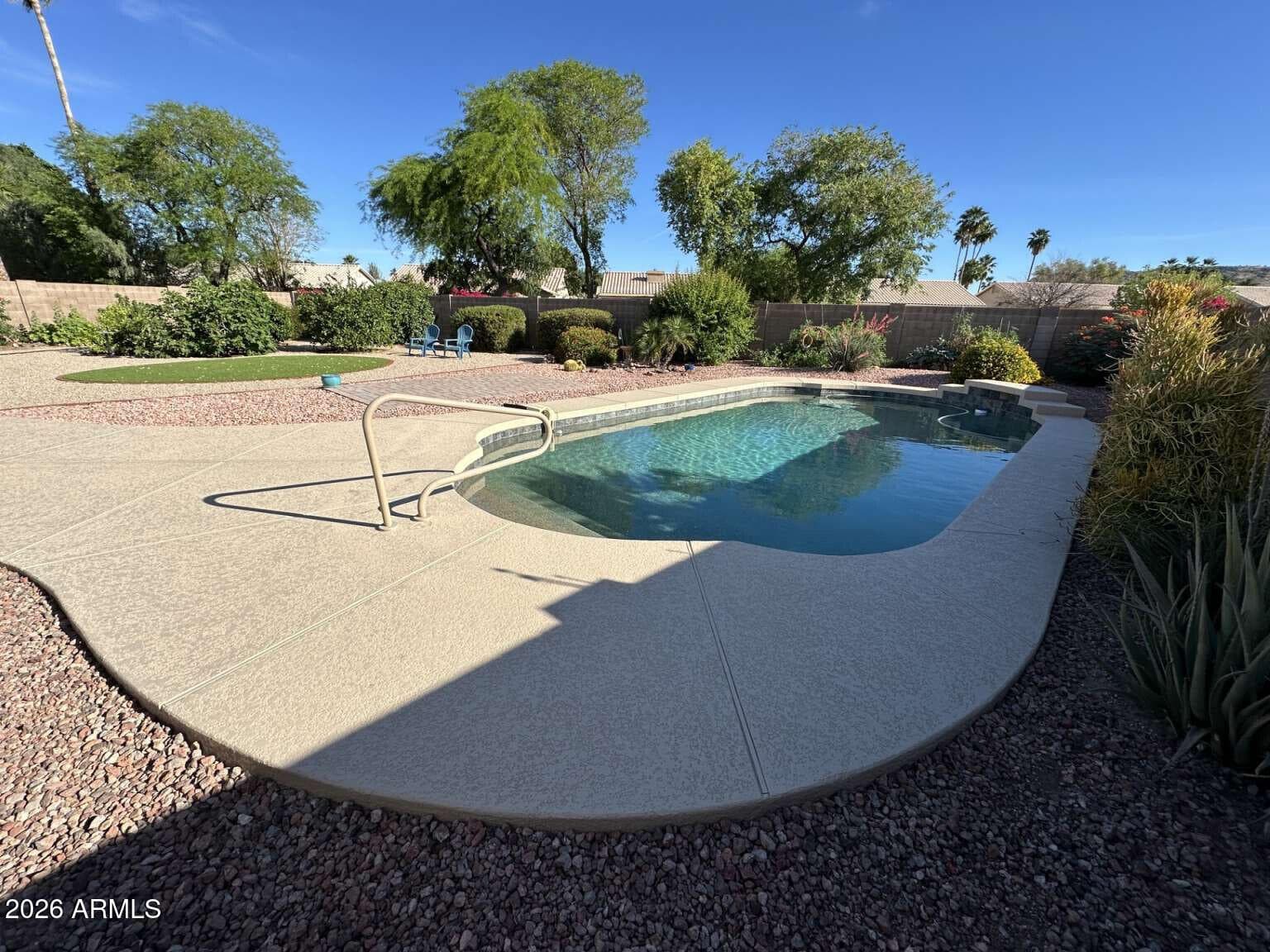 6324 W IRMA Lane, Glendale, AZ 85308 — photo 3 of 33