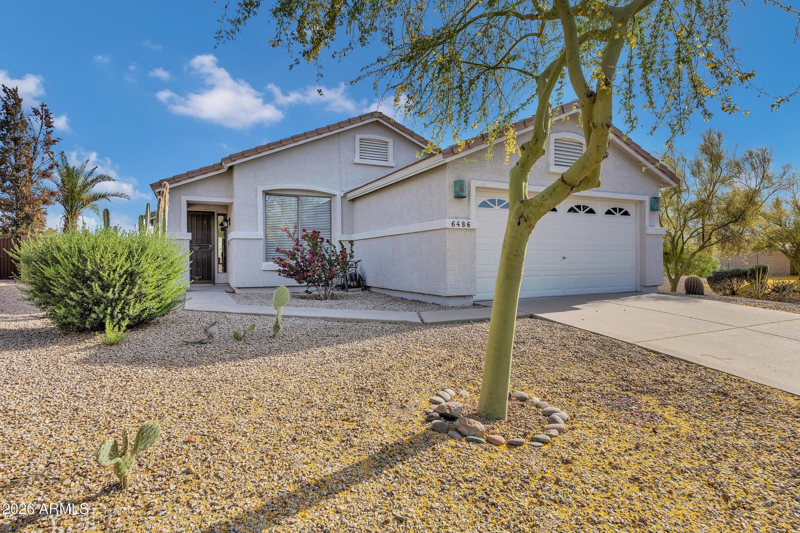 6486 S FOOTHILLS Drive, Gold Canyon, AZ 85118 — photo 3 of 29