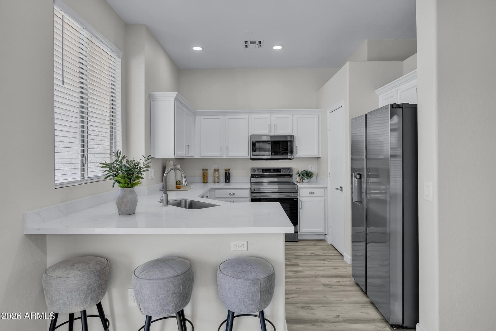 6486 S FOOTHILLS Drive, Gold Canyon, AZ 85118 — photo 11 of 29
