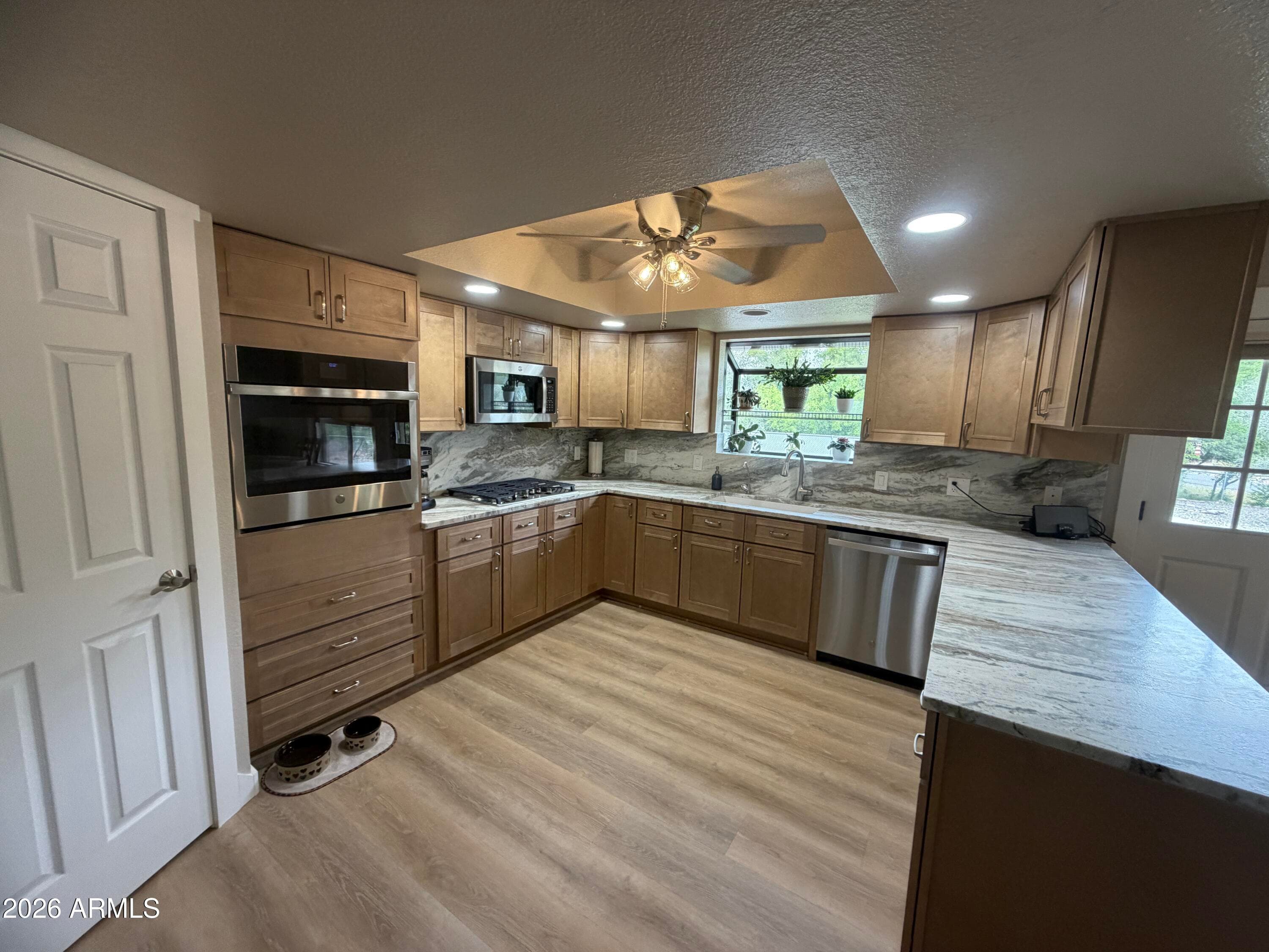 140 BLACK HILLS Drive, Clarkdale, AZ 86324 — photo 8 of 46