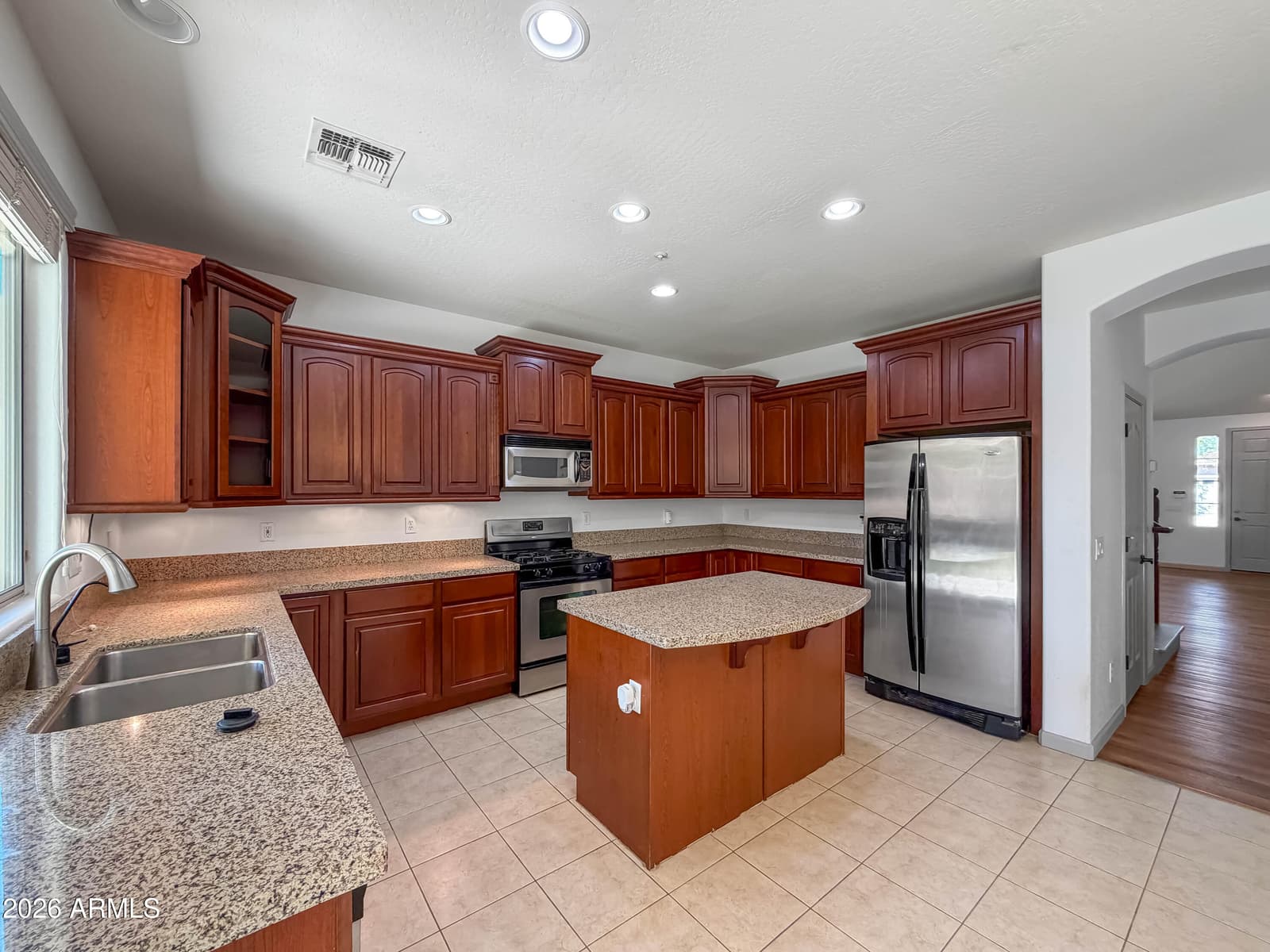 7085 W ANDREW Lane, Peoria, AZ 85383 — photo 2 of 26