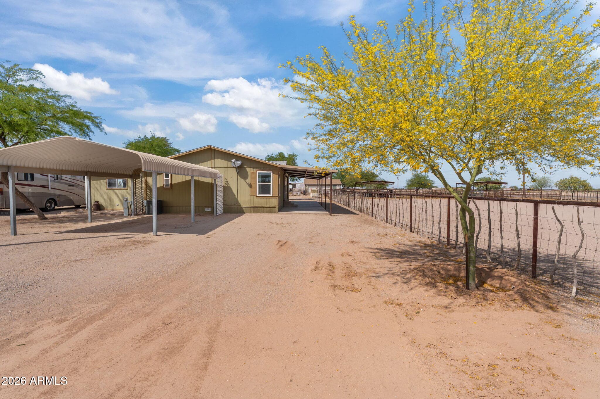 840 N SUNSHINE Boulevard, Casa Grande, AZ 85194 — photo 2 of 49