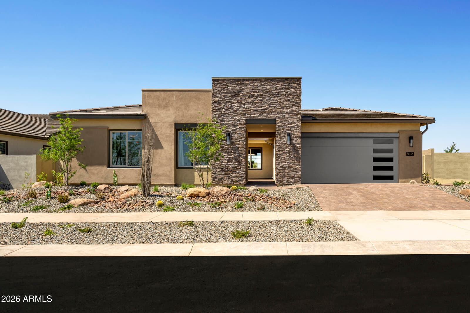 686 W TREASURE Trail, Apache Junction, AZ 85120 — photo 1 of 15