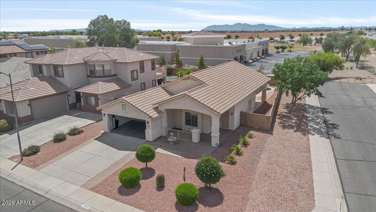 16679 W SAGUARO Lane, Surprise, AZ 85388 — photo 11 of 44