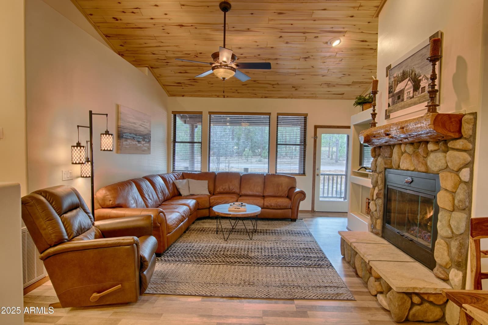 2471 W LODGEPOLE Lane, Show Low, AZ 85901 — photo 6 of 20