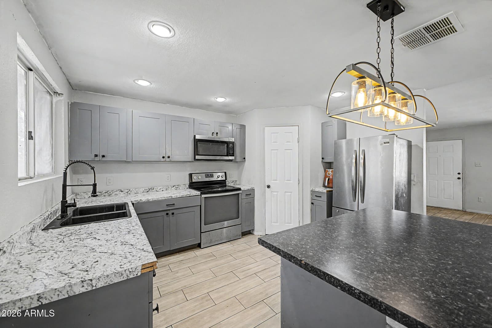 4727 W Osborn Road, Phoenix, AZ 85031 — photo 13 of 34