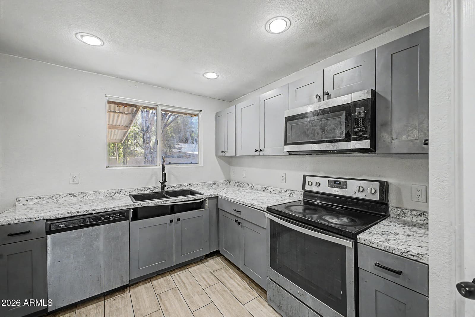 4727 W Osborn Road, Phoenix, AZ 85031 — photo 14 of 34
