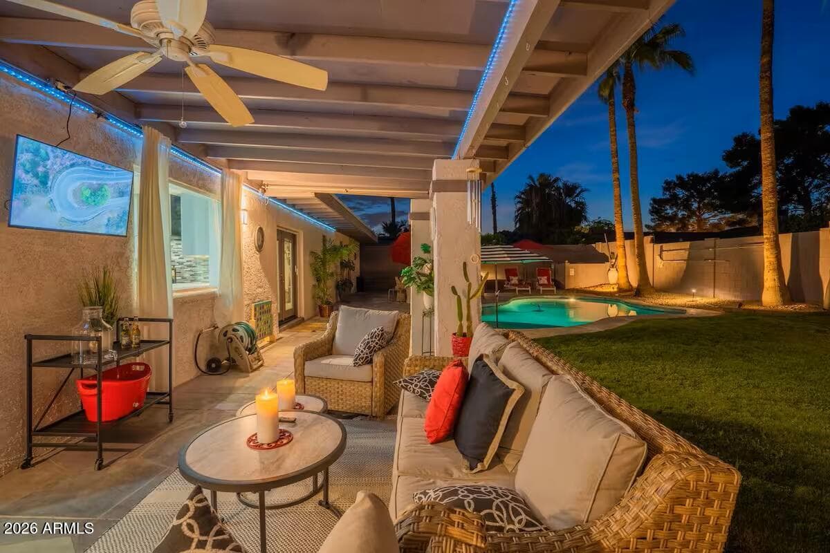 2532 E DESERT COVE Avenue, Phoenix, AZ 85028 — photo 10 of 12