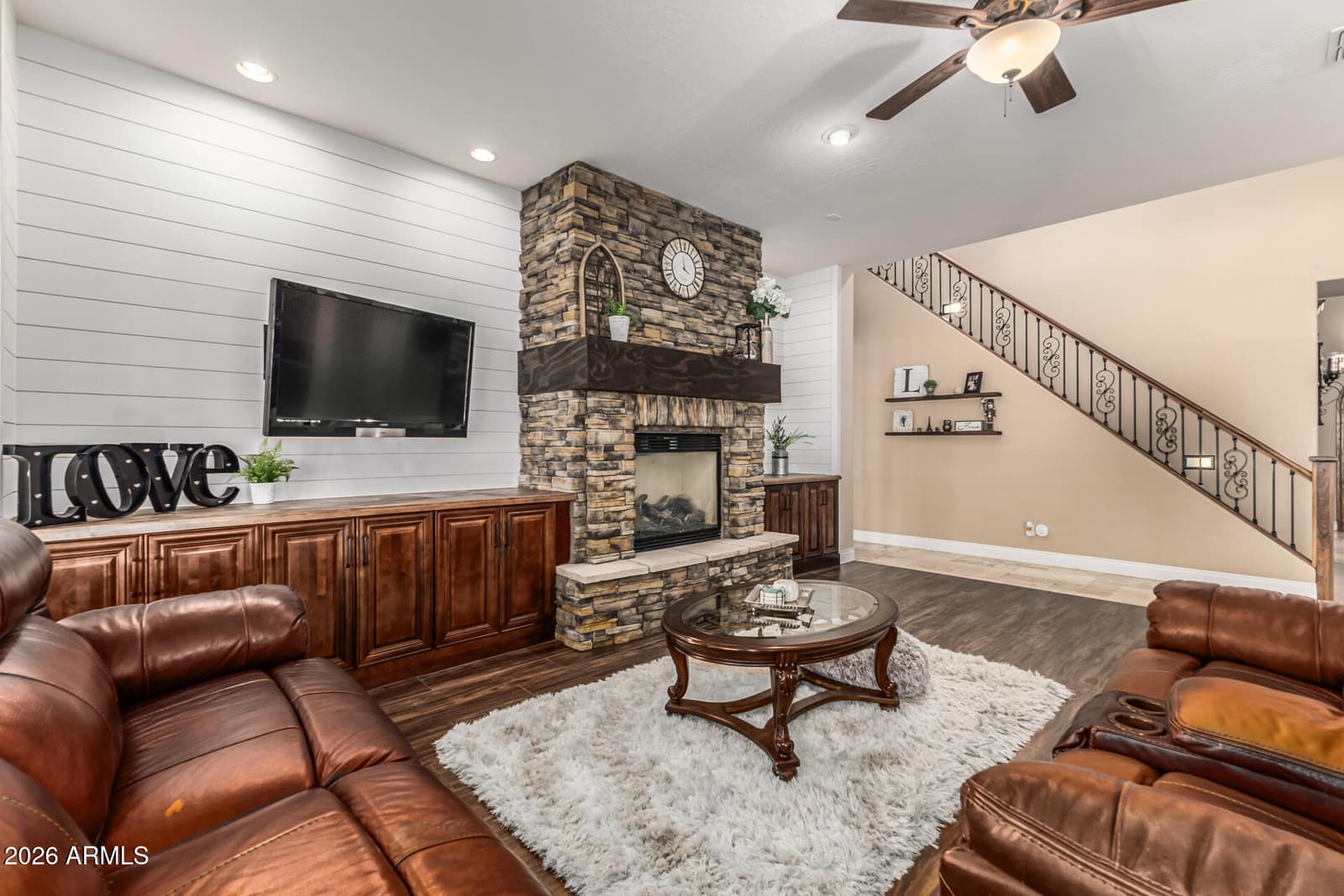 3019 S LARKSPUR Street, Gilbert, AZ 85295 — photo 4 of 82