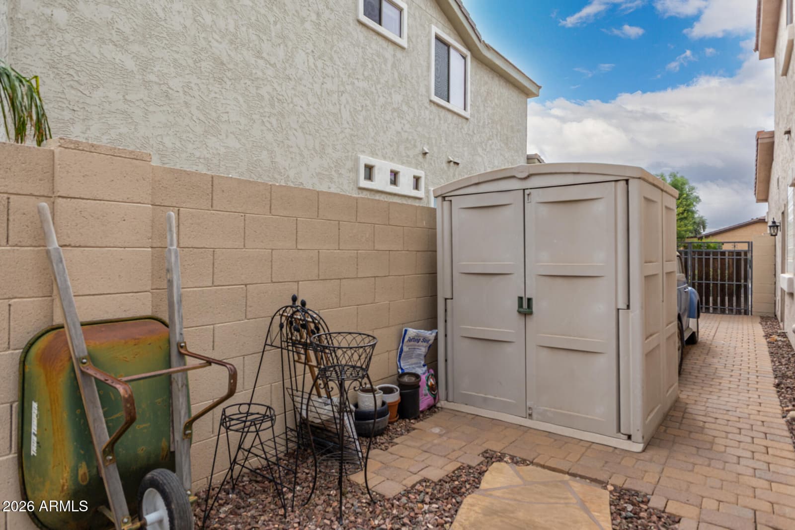 3019 S LARKSPUR Street, Gilbert, AZ 85295 — photo 75 of 82