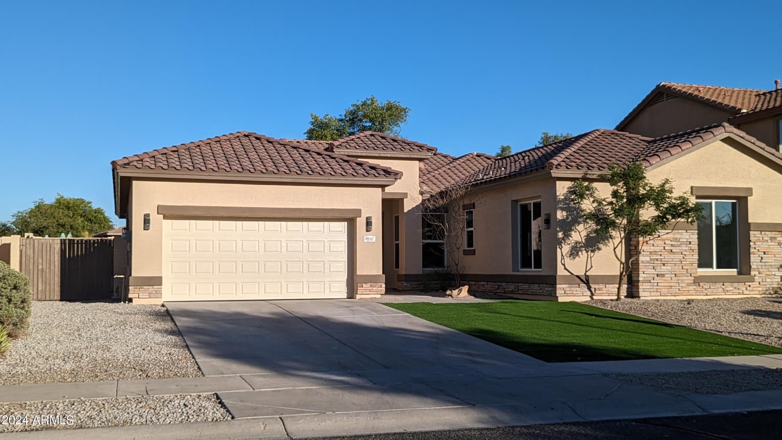 7517 N 86th Avenue, Glendale, AZ 85305 — photo 2 of 36