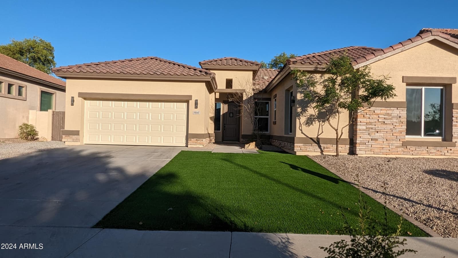 7517 N 86th Avenue, Glendale, AZ 85305 — photo 3 of 36
