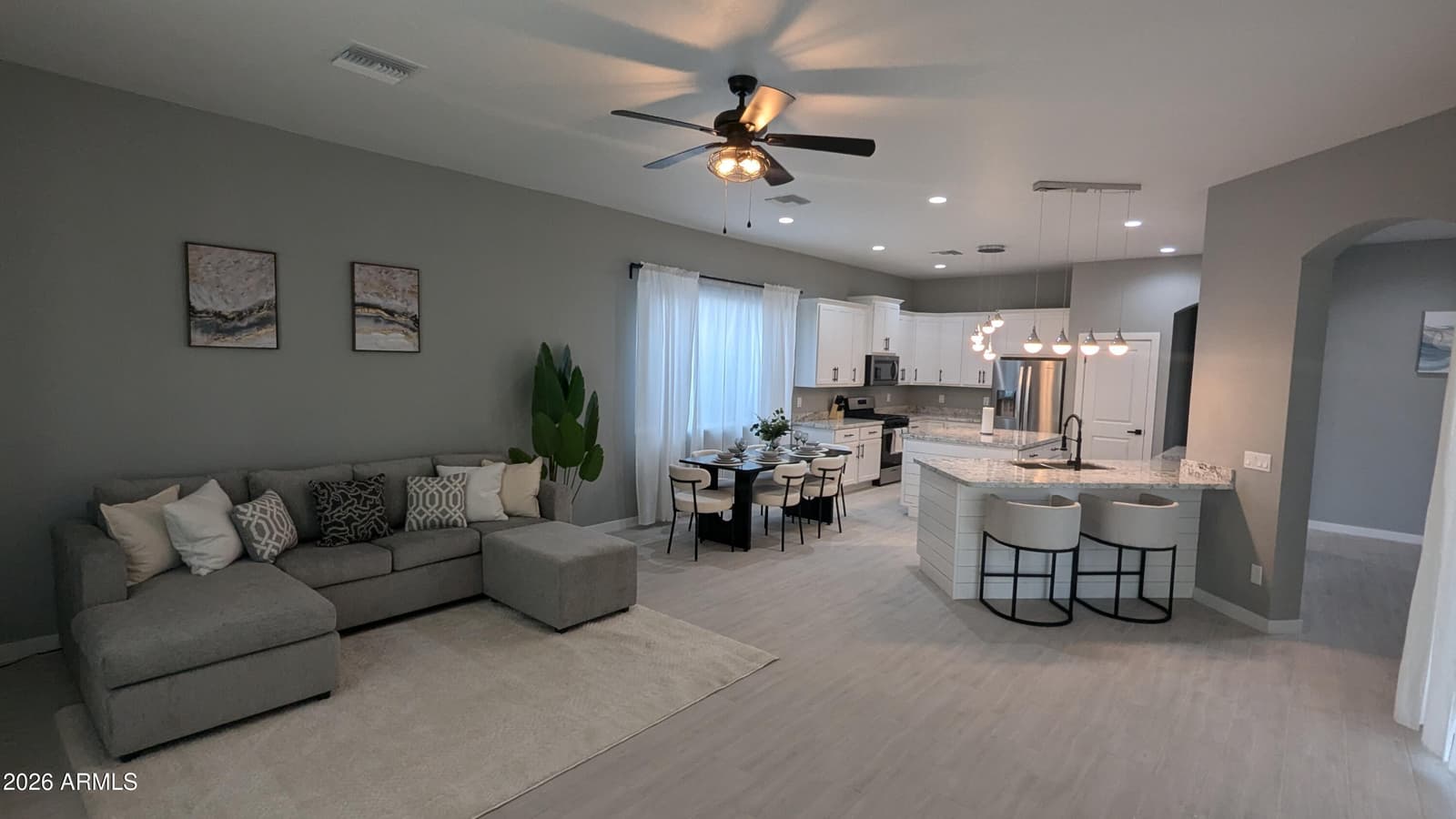 7517 N 86th Avenue, Glendale, AZ 85305 — photo 11 of 36
