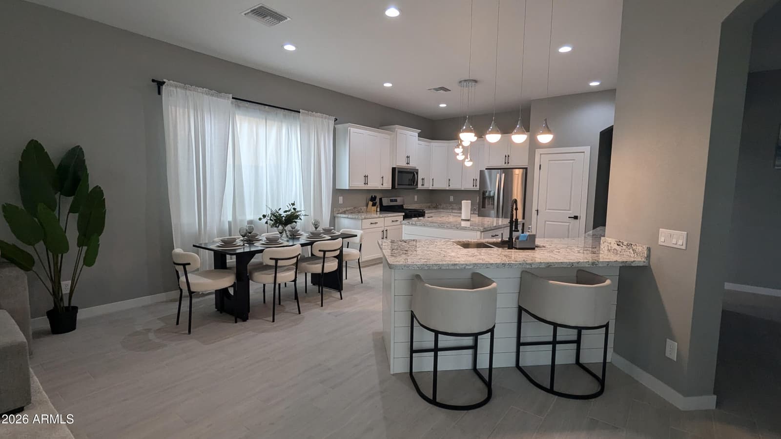 7517 N 86th Avenue, Glendale, AZ 85305 — photo 12 of 36