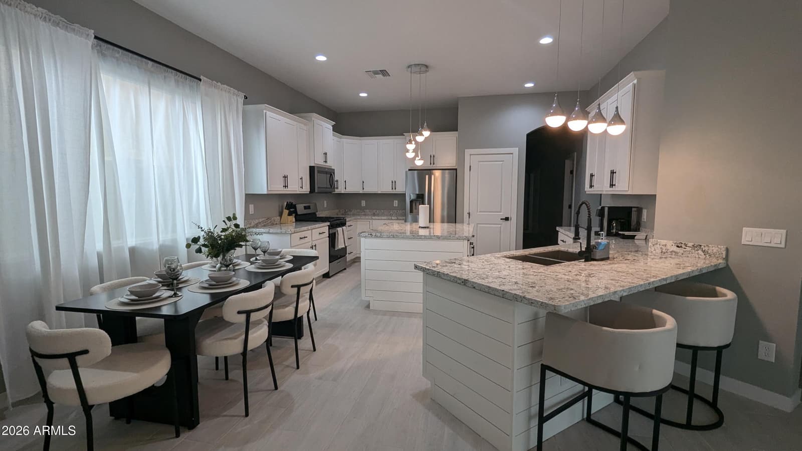 7517 N 86th Avenue, Glendale, AZ 85305 — photo 13 of 36