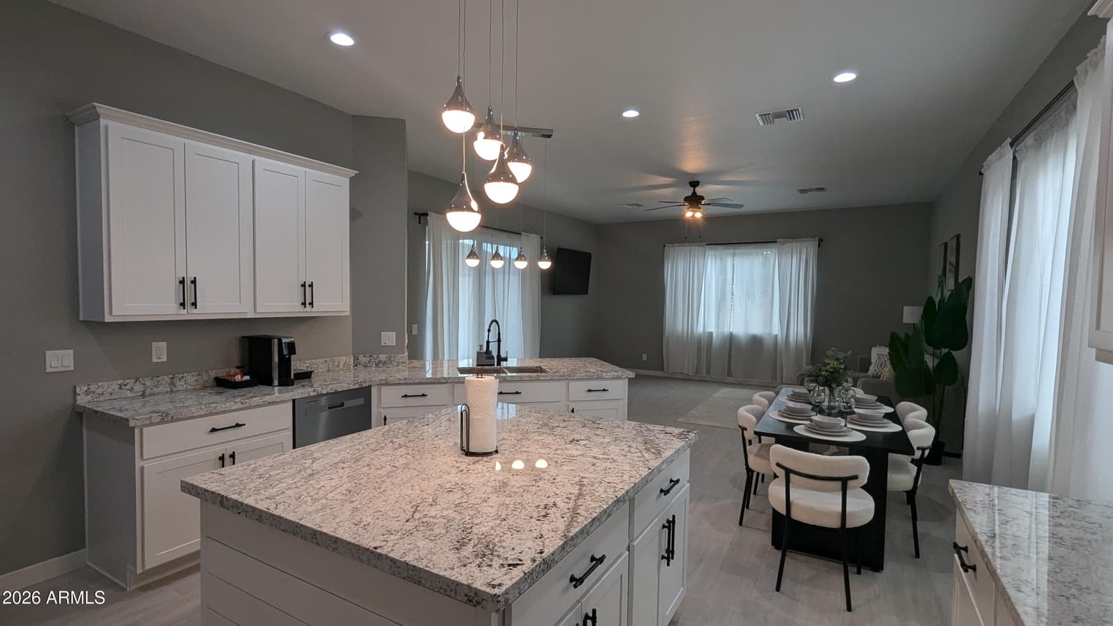 7517 N 86th Avenue, Glendale, AZ 85305 — photo 15 of 36