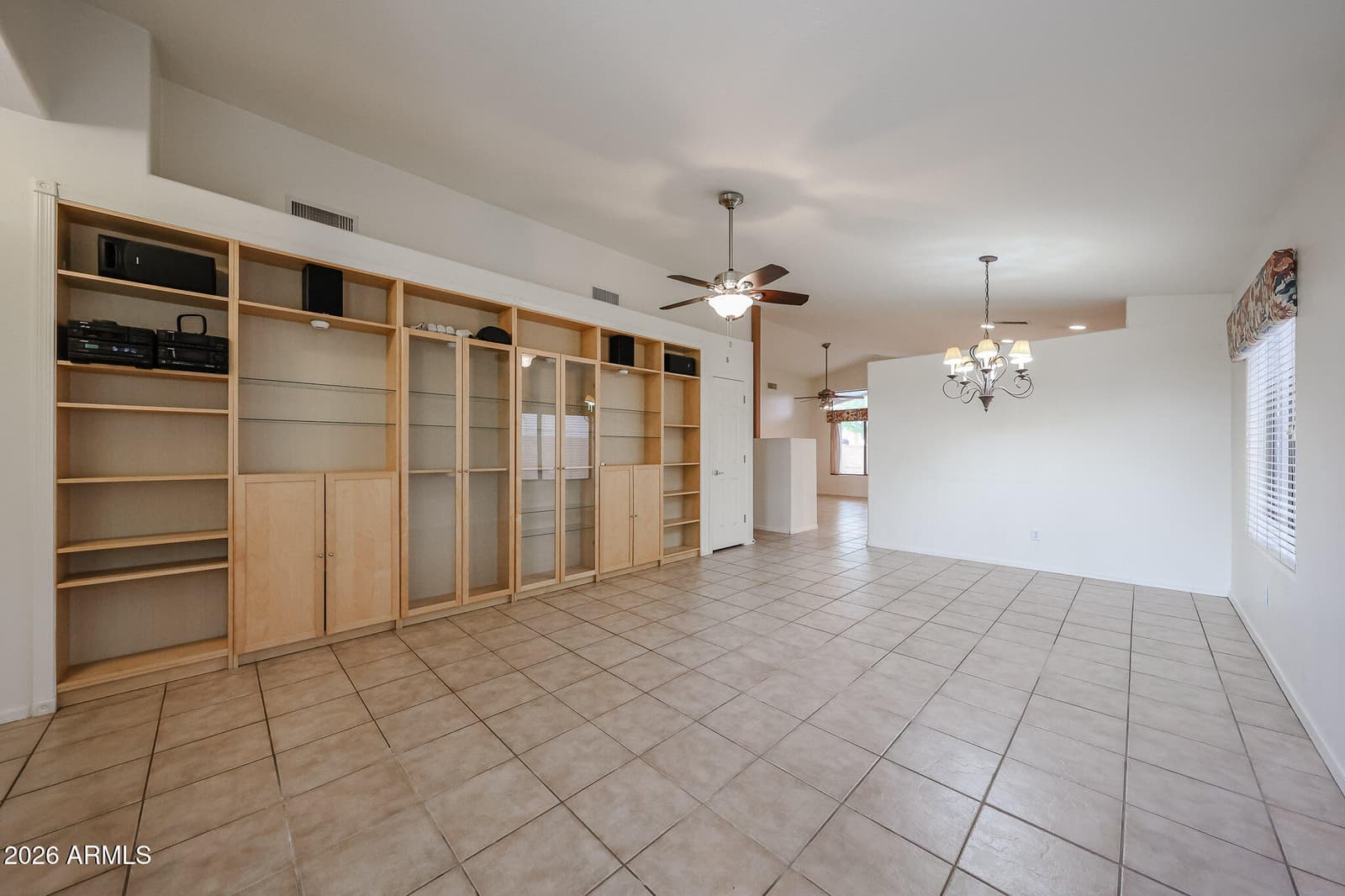 10379 W Tonopah Drive, Peoria, AZ 85382 — photo 5 of 44
