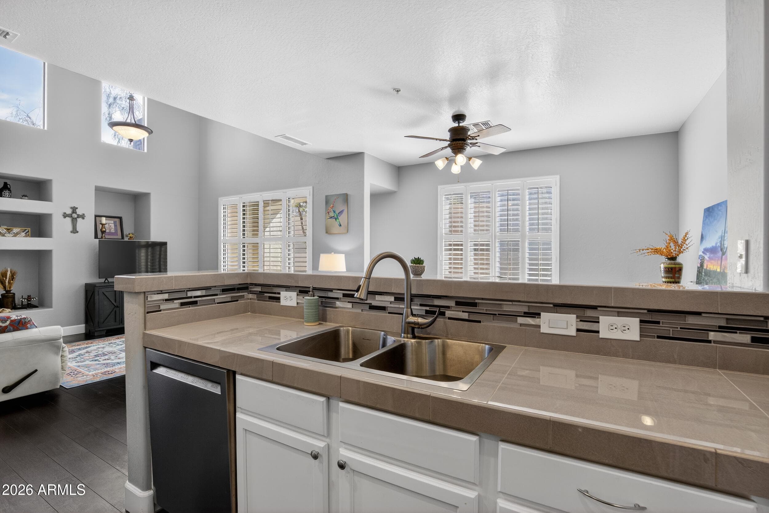 7445 E EAGLE CREST Drive 1056, Mesa, AZ 85207 — photo 5 of 37