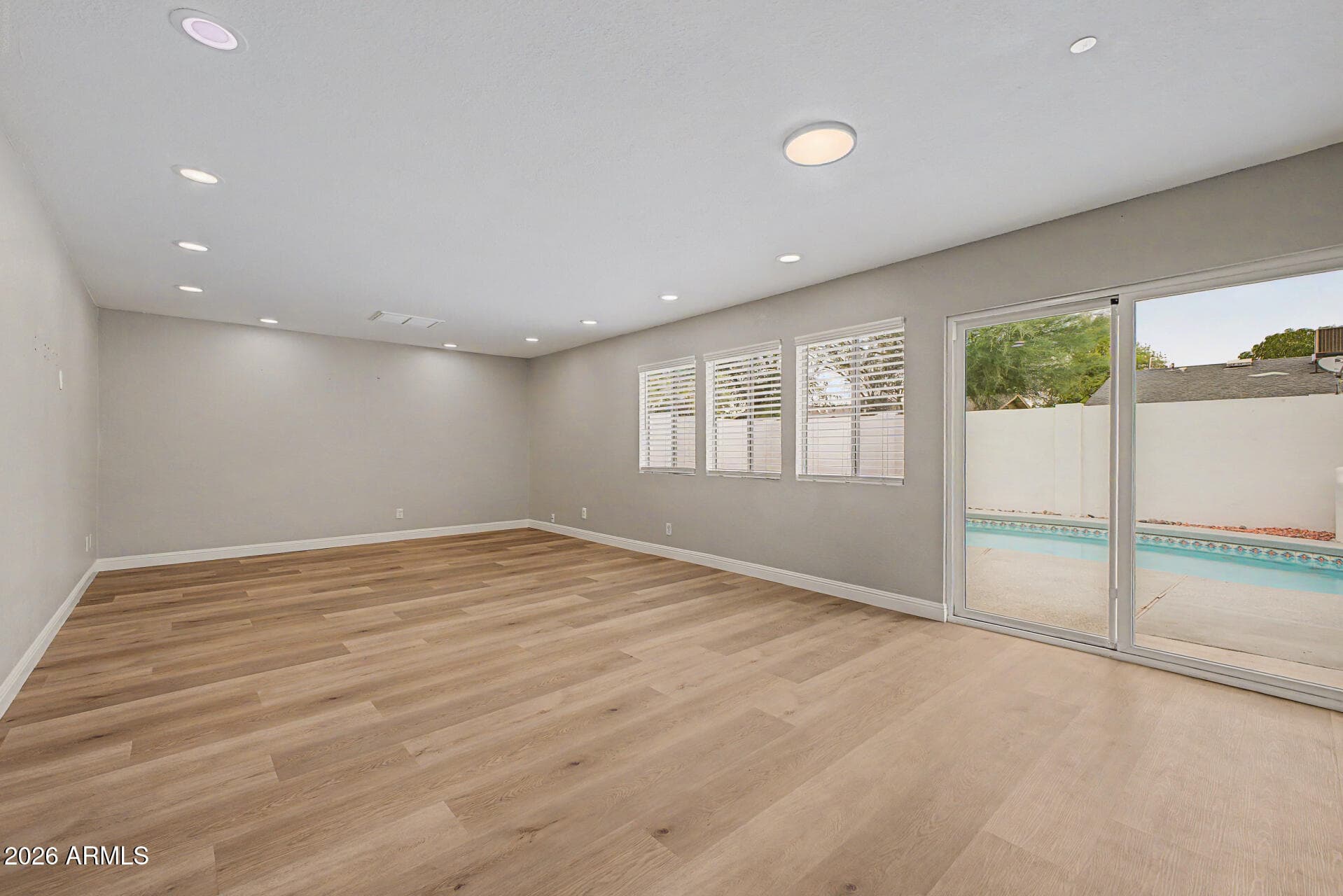8716 E MITCHELL Drive, Scottsdale, AZ 85251 — photo 6 of 38