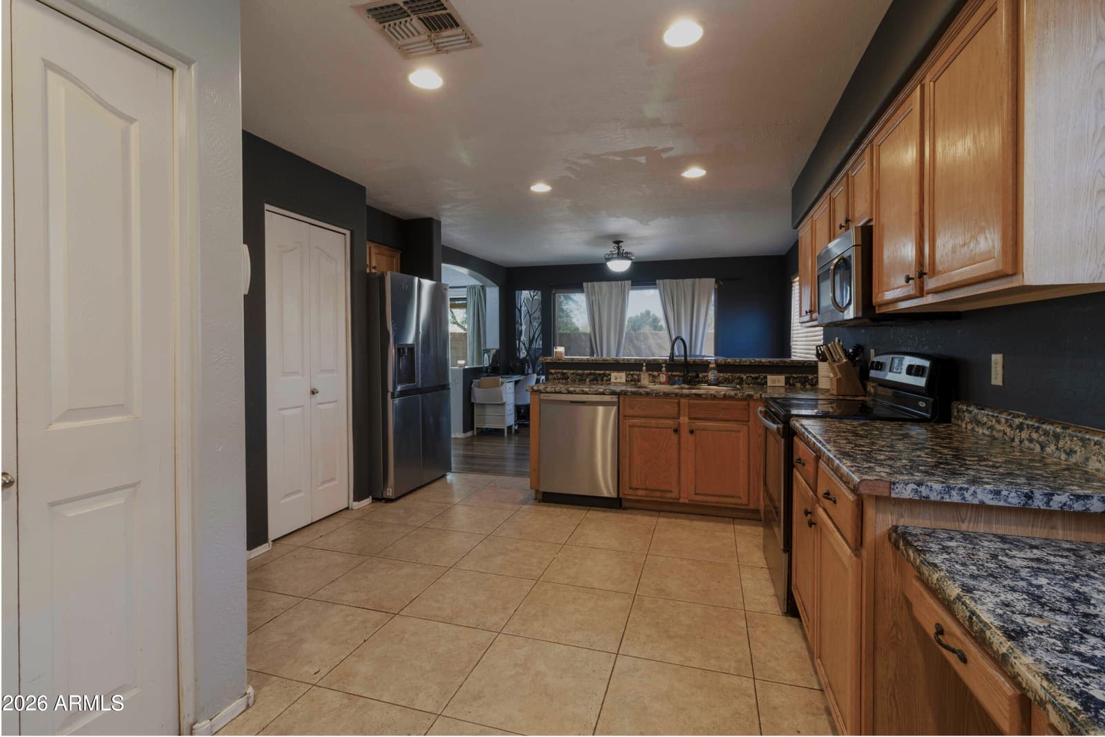 2674 S SETON Avenue, Gilbert, AZ 85295 — photo 12 of 26