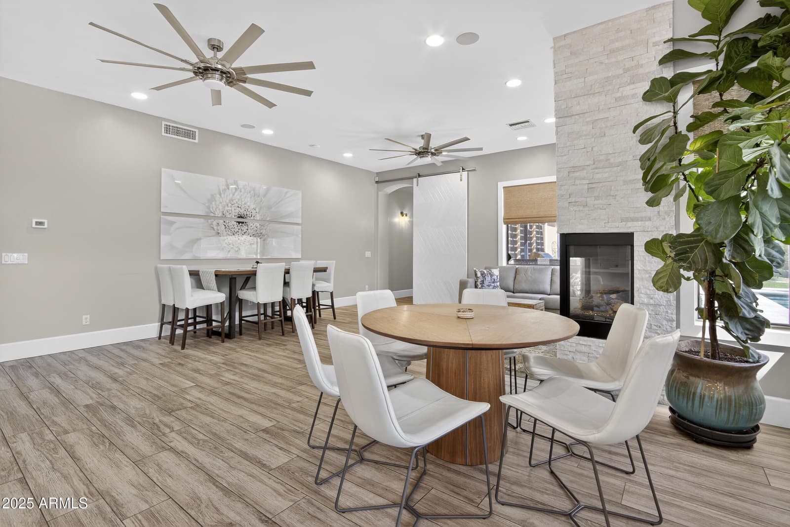 1333 N CLIFFSIDE Drive, Gilbert, AZ 85234 — photo 13 of 98