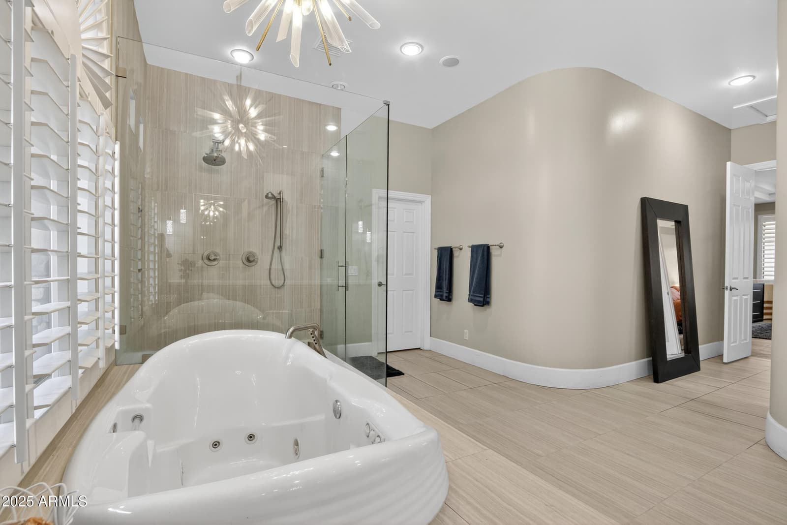 1333 N CLIFFSIDE Drive, Gilbert, AZ 85234 — photo 46 of 98